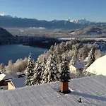 Hotel30 - Adults Only מלון 3*