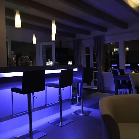 Hotel30 - Adults Only Szálloda 3*