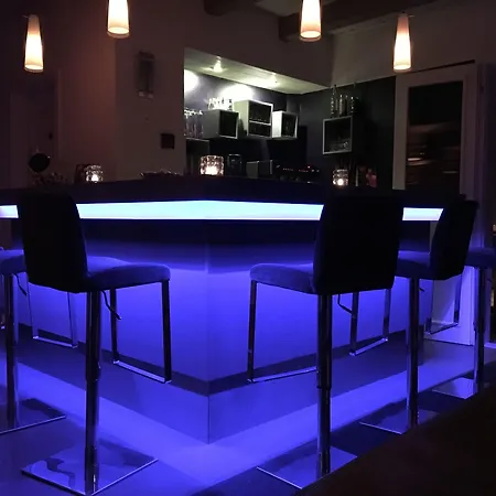 Hotel30 - Adults Only