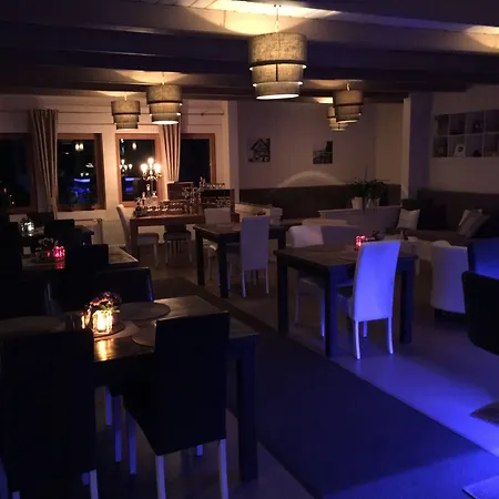 Hotel30 - Adults Only 3* Annenheim