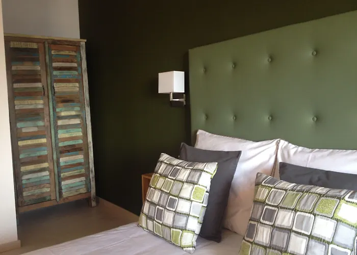 فندق Hotel30 - Adults Only