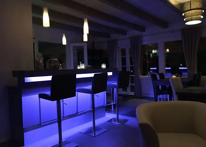 Hotel30 - Adults Only فندق 3*