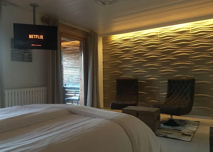 Hotel30 - Adults Only فندق 3*